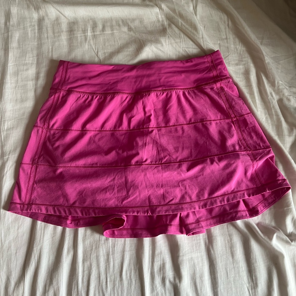 Lululemon Women’s Pace Rival Tennis Skirt - Size 6 - Sonic Pink